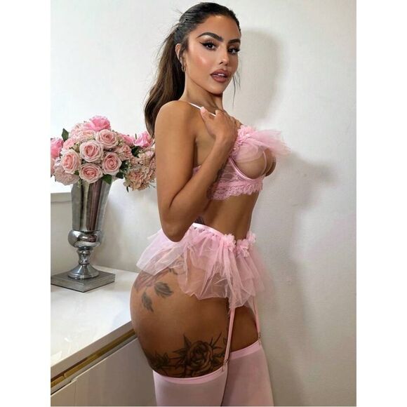 ❤️ NEW Floral Lace Underwire Garter Lingerie Set With 1pair Stocking - Picture 5 of 7